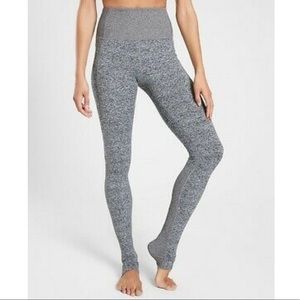 Exhale Stash Pocket Heel Tight in SoftLuxe